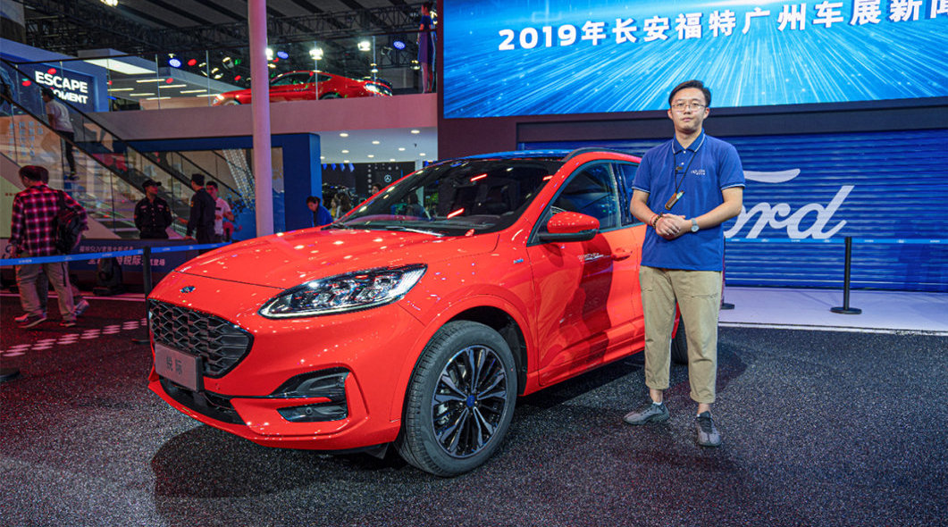 广州车展体验福特锐际！2.0T四驱SUV 20万内？到底香不香