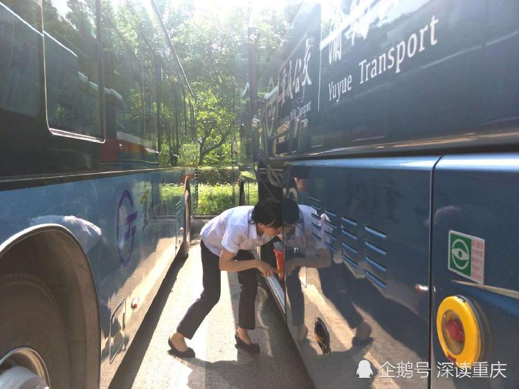 女司机开公交28年 曾因热爱加班无人愿意