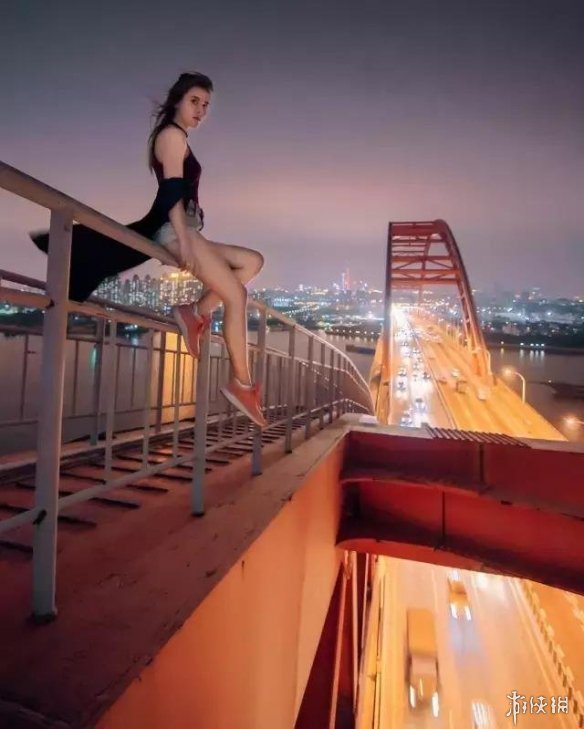 战斗民族人少是有原因的!小姐姐晒超高性感私房照