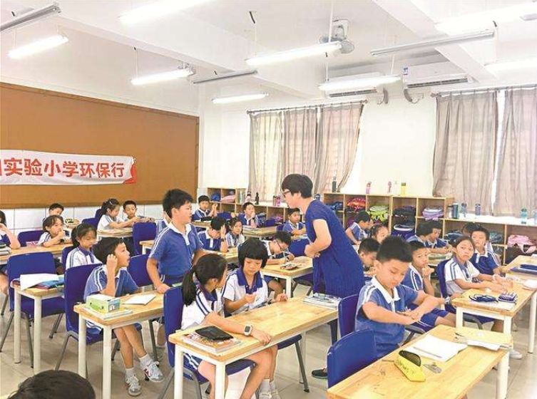 2020深圳潜龙学校中_“谁是故事大王•第四季”潜龙学校决选圆满结束(2)