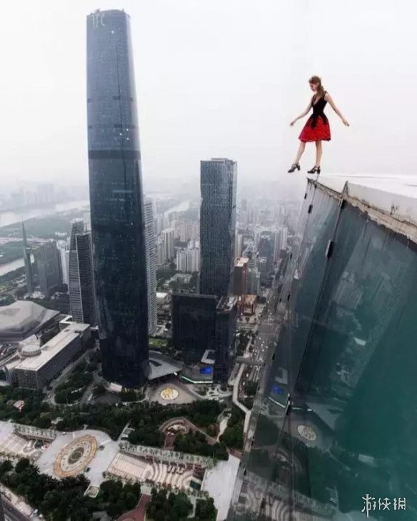 战斗民族人少是有原因的!小姐姐晒超高性感私房照