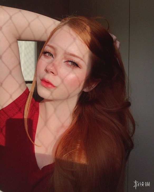 精灵在人间!19岁巴西萝莉颜主播小姐姐皮肤白皙 身材火辣!