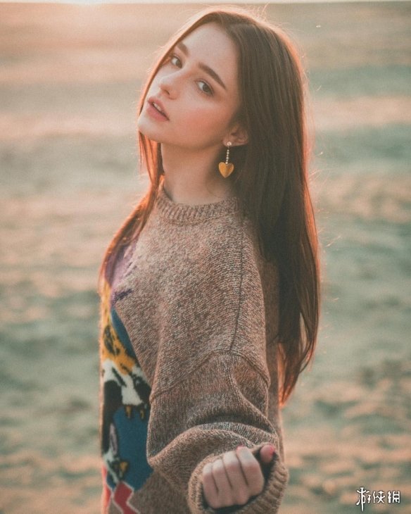 ˼侫飡˹崿ŮDasha Taran