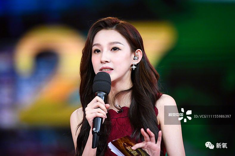 世界杯捧红这位神似张柏芝的央视第一美人