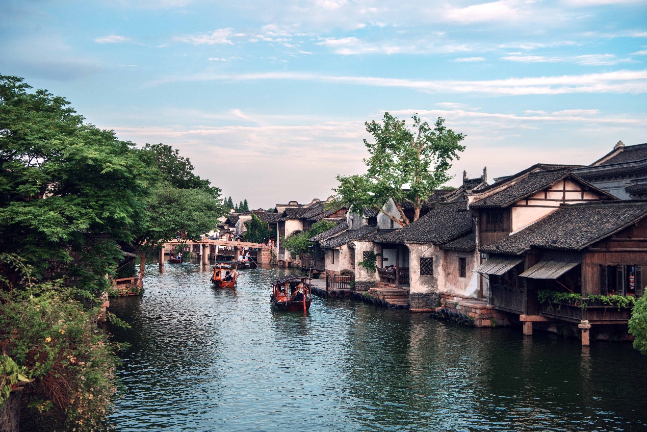 小桥流水，古城风月——中国十大最美古镇 - 知乎