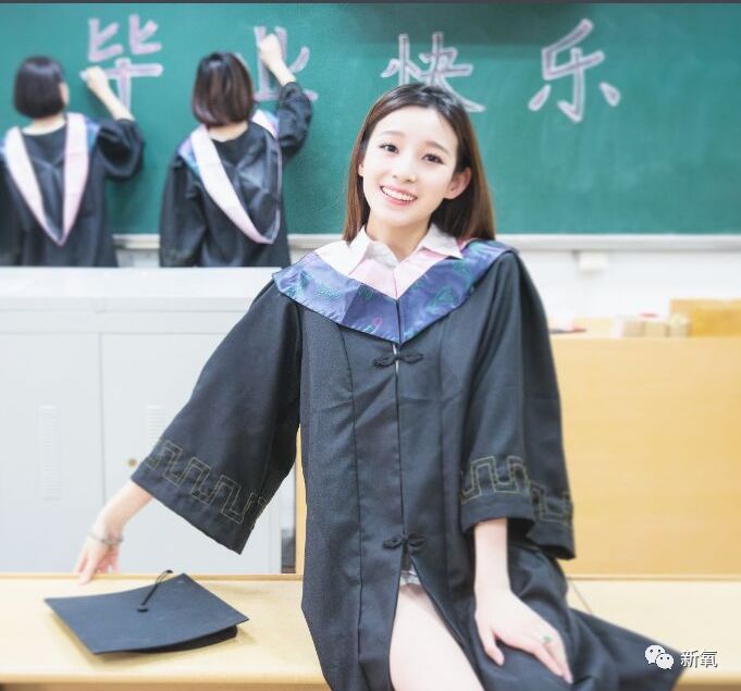 世界杯捧红这位神似张柏芝的央视第一美人