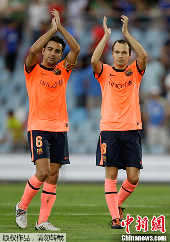 再见!伊涅斯塔挥手告别巴萨生涯 22载光阴镌刻