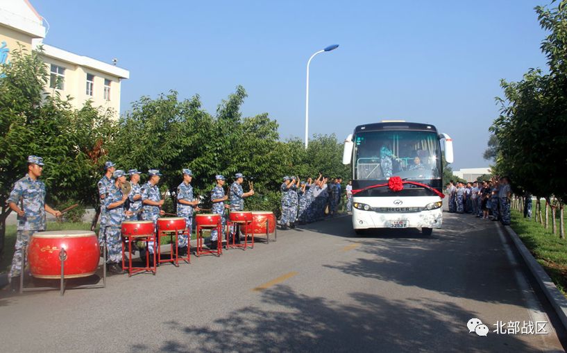 一朝戎装,一生荣光!北部战区各部队组织退伍老
