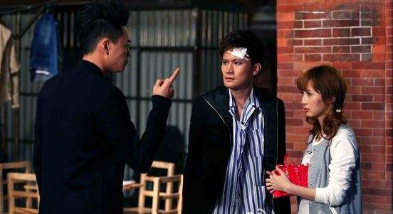 浙江女子异地恋劈腿,男小三送绿帽子挑衅,男