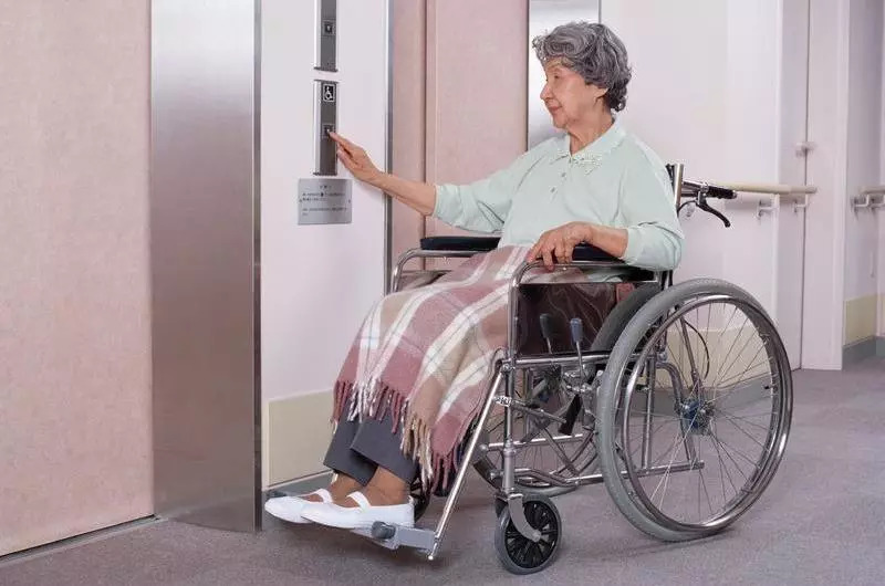 广州出台56项照顾服务措施惠及长者!老年人来