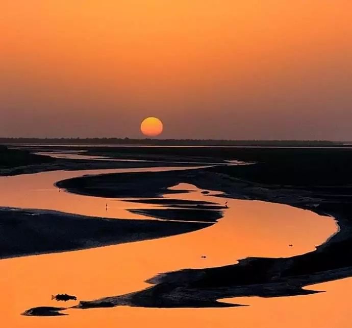 文化和旅游部正式挂牌，网友：诗和远方终于在一起了！