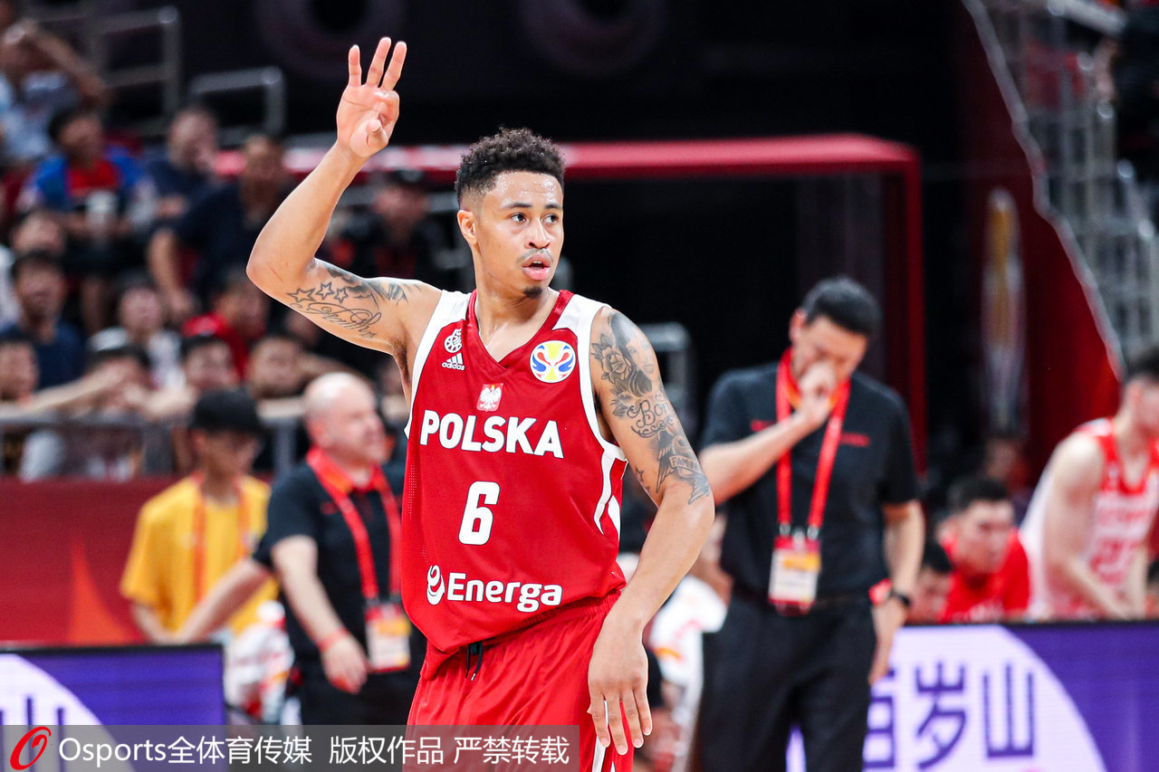 中国男篮加时赛76-79遗憾不敌波兰但打出血性 中国男篮加时赛76-79遗憾不敌波兰但打出血性