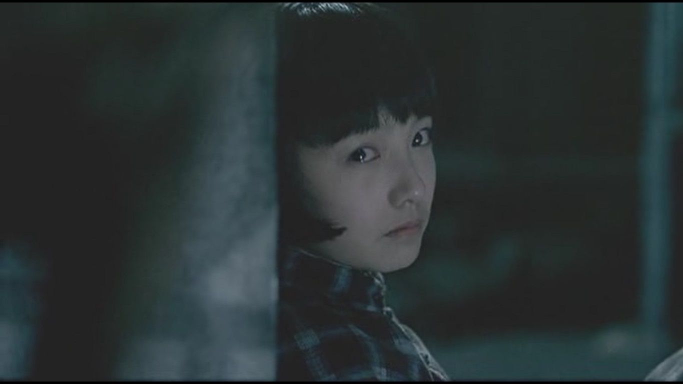 荧屏上的单身妈妈。图为电影《一个陌生女人的来信》(2004)剧照。
