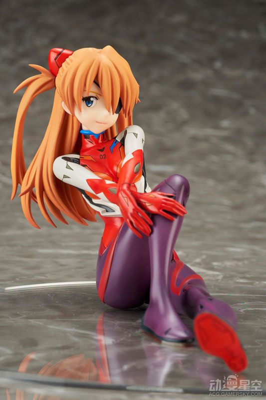 《EVA新剧场版:Q》明日香手办 妖娆坐姿展现