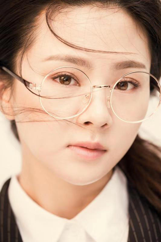 天仙妹妹首次担当制片人,携《零八三七》亮相