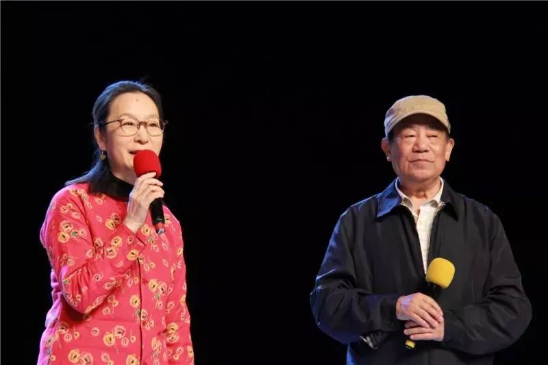 展现温州大爱电影《红日亭》开机 奚美娟等将