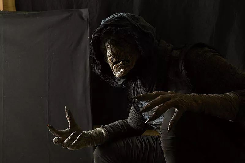 午夜十分,无聊情侣玩恐怖游戏!