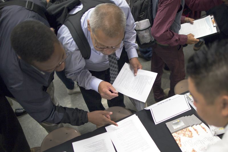 今日财经市场须知的5件大事:中美贸易谈判结束