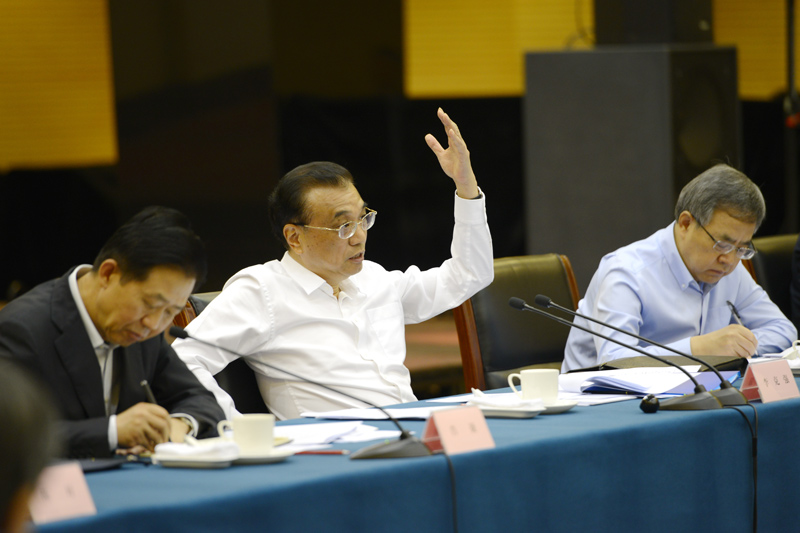李克强:以更高水平对外开放带动改革