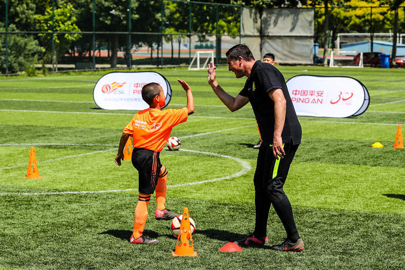 平安球童成长计划足球训练营正式启动