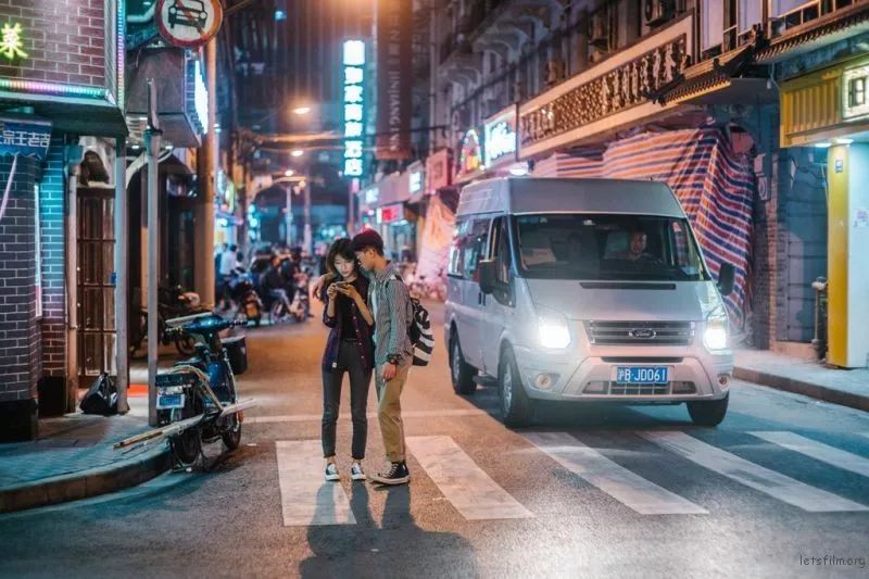 拍人像应该用什么焦段的镜头?