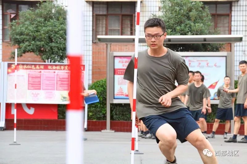 达标路上硬杠硬,看体能训练如何突破包围圈