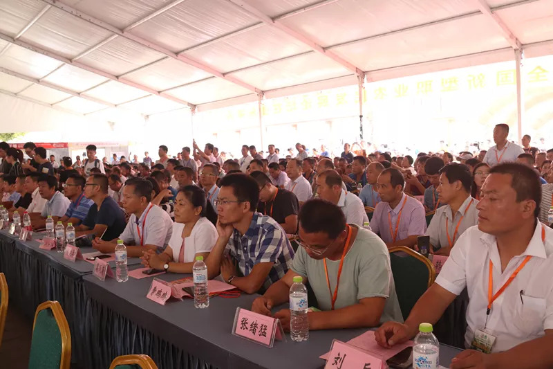 百站授牌、五新对接,山东千名新型职业农民