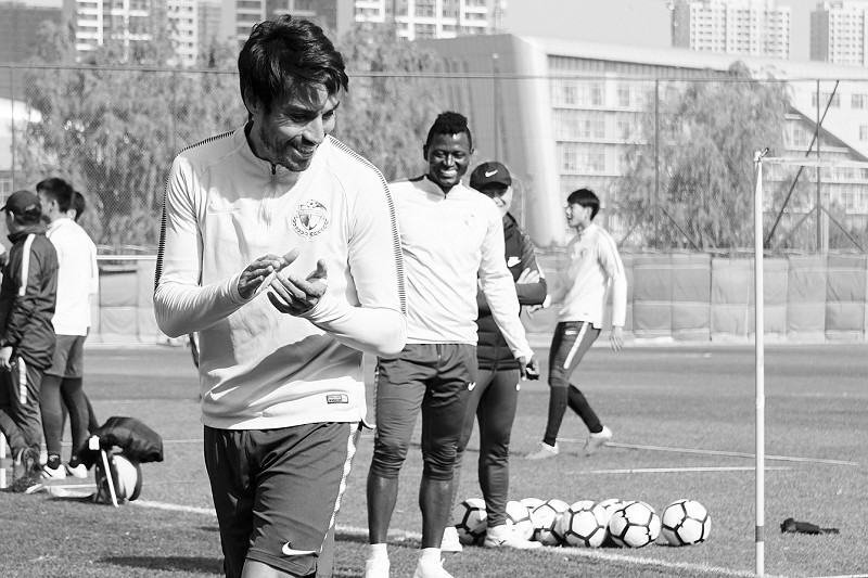 盖坦转会美职联芝加哥火焰