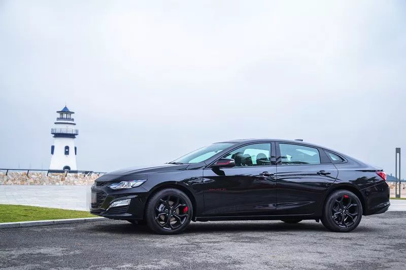 试驾了三天拥有2.0T+9AT的全新迈锐宝XL,威少整个人都不好了…