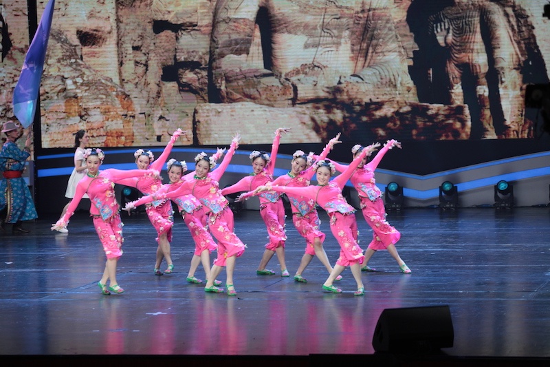 组图:全国第六届中小学生艺术展演活动苏州开幕