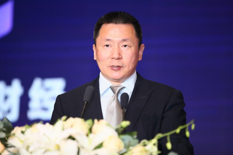 世外桃源注册网站·“写小说不一定能养活自己,写剧本倒是可以挣钱”:彼得·汉德克的戏剧生涯