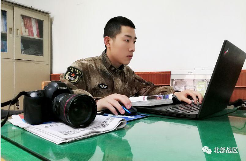 以笔作枪,写尽军旅,最美“兵记者”一直在路上!