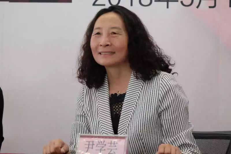 要闻丨今晚报访第七届鲁迅文学奖获得者尹学芸