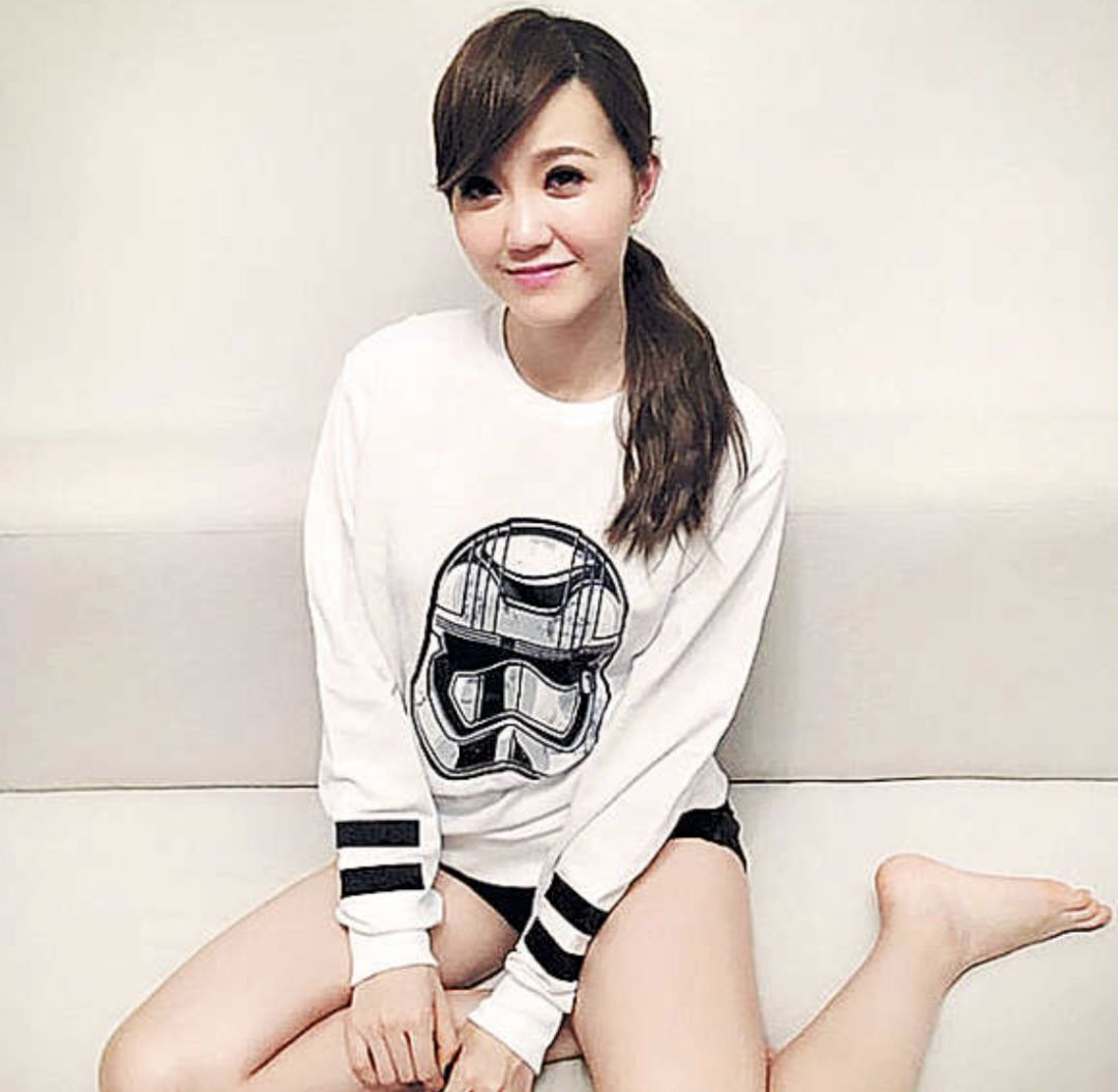 吴若希婚纱照_婚纱照风格(2)