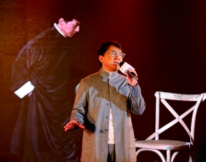 成龙 用音乐讲述普通人的故事