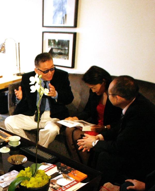 2008年初,潘石屹和张欣随大陆地产商访问团在台湾见到李敖