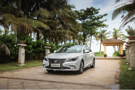 颜值与实力并存，睿骋CC比合资车好太多