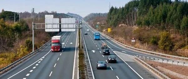 春节开车回家必备攻略，不准备这些你可能会遇到大麻烦