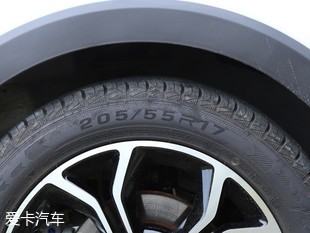 能“Carry”的七座纯电SUV 试开瑞K60EV