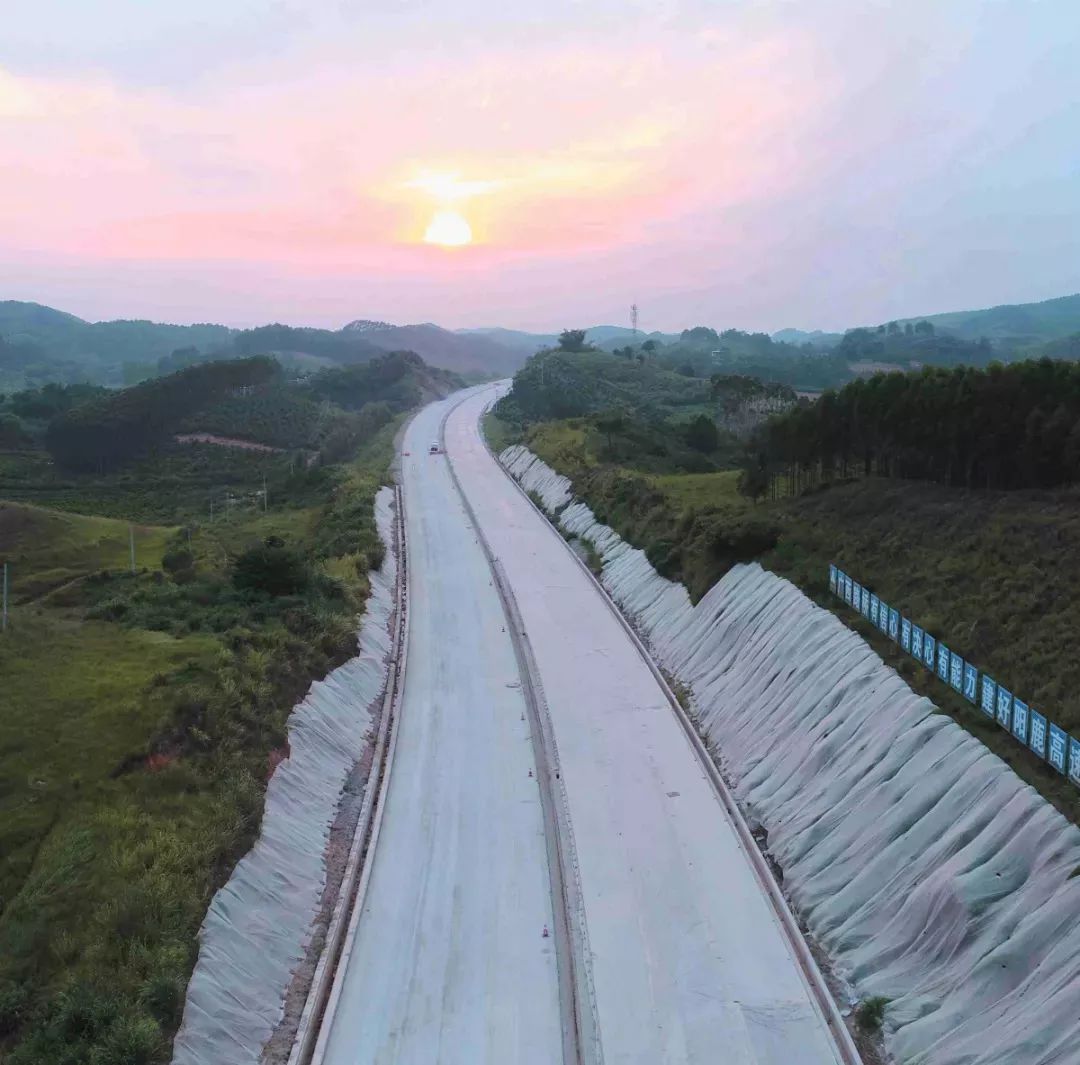 阳鹿高速公路抢险复工经历了什么?前后对比曝