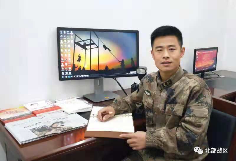 以笔作枪,写尽军旅,最美“兵记者”一直在路上!