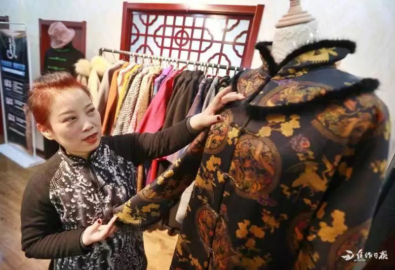 【关注】巧手裁出美人衣！焦作这位女裁缝让人一见倾心！