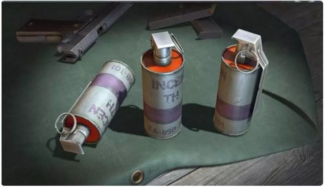 美军在二战后期,把标准的mark ii手榴弹改进为铝热剂手榴弹,在弹体内