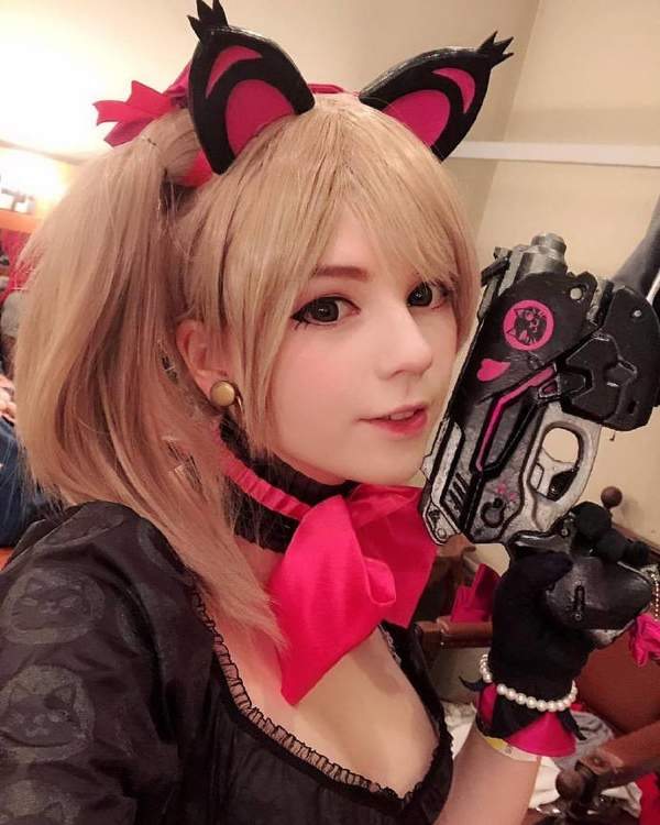 ����COS�������ȷ桷��èD.va �����ɰ�����ǰ��������