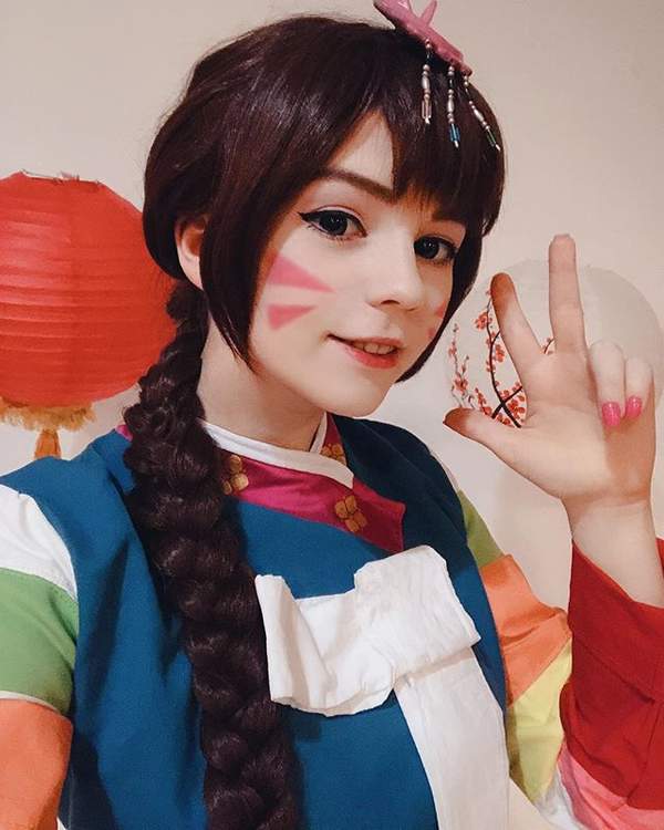 ����COS�������ȷ桷��èD.va �����ɰ�����ǰ��������