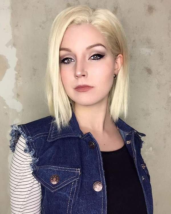 美女Cos《龙珠斗士Z》人造人18号 冷艳御姐杀气十足