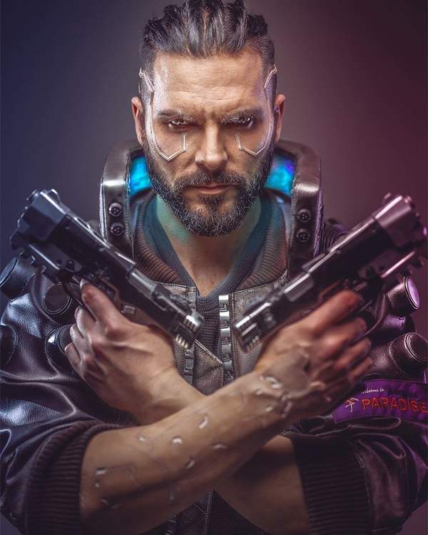 �����˿��11���ȴ�����ɫCos ����Ӳ���������İ��о�