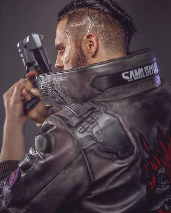 �����˿��11���ȴ�����ɫCos ����Ӳ���������İ��о�