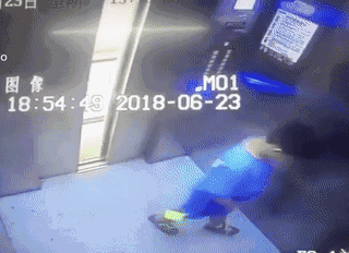 熊孩子连续半月在电梯里撒尿 这位妈妈的教育方式被大家点赞!