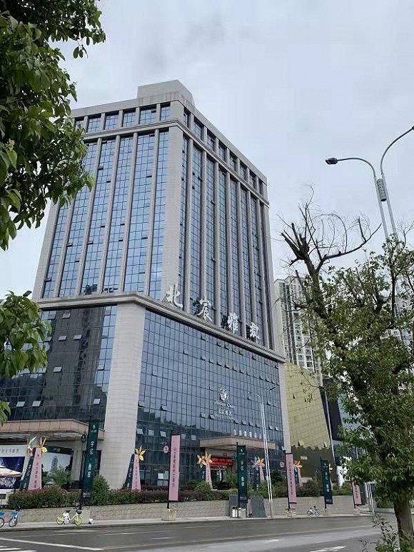 优德w88会员登录·首次 默克尔将美国定义为全球对手